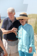 NEWS - Kleine Sommerfrische: Hillary und Bill Clinton in den Hamptons