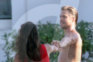 PEOPLE - Dereck Hough scheint beim Tanztraining schön heiss zu haben