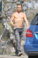 PEOPLE - Dereck Hough scheint beim Tanztraining schön heiss zu haben