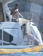 PEOPLE - French Montana und Iggy Azalea geniessen das Meer vor Cabo 