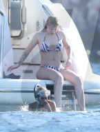 PEOPLE - French Montana und Iggy Azalea geniessen das Meer vor Cabo 