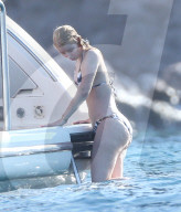PEOPLE - French Montana und Iggy Azalea geniessen das Meer vor Cabo 