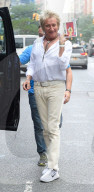 PEOPLE - Rod Stewart besucht mit der ganzen Familie das Nellos in New York