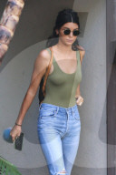 PEOPLE - Kendall Jenner auf dem Weg zu einem Freund in Hollywood