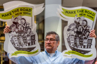 NEWS - New York: Puertoricaner demonstrieren gegen UBS