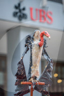 NEWS - New York: Puertoricaner demonstrieren gegen UBS