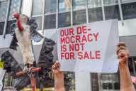 NEWS - New York: Puertoricaner demonstrieren gegen UBS