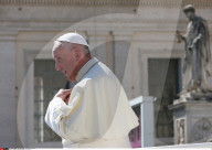 NEWS - Rom: Papst Franziskus spricht Mutter Teresa heilig