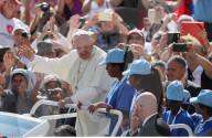 NEWS - Rom: Papst Franziskus spricht Mutter Teresa heilig