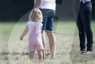 EXKLUSIV - Mia Tindall turnt mit Mike am Rande des Wellington Horse Trials in Hook