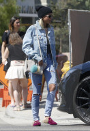 PEOPLE - Sofia Richie mit ihren Gucci-Fell-Loafer in Hollywood unterwegs