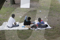 NEWS - Flüchtlinge in Como warten auf die Weiterreise