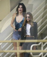 PEOPLE - Kendall Jenner bummelt in Beverly Hills