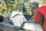PEOPLE - Jaden Smith turtelt mit seiner Freundin in Los Angeles