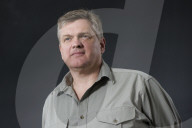 PORTRAIT - Ray Mears 