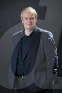 PORTRAIT - Peter Arnott 