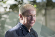 PORTRAIT - Peter Arnott 