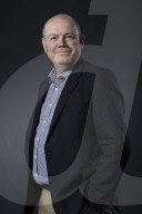 PORTRAIT - Mark Thompson
