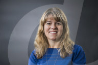 PORTRAIT - Claudia Hammond