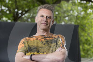 PORTRAIT -  Chris Packham 