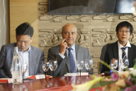 NEWS - Frankreich: Alain Juppe zu Besuch in der Chinesischen Gemeinschaft von Aubervillier