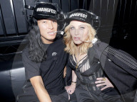 PEOPLE - New York Fashionweek: Madonna mit Lourdes an der Alexander-Wang-Show