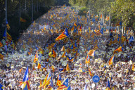 NEWS - Spanien: Hunderttausende Katalanen fordern Unabhängigkeit