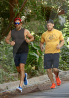 PEOPLE - Bradley Cooper hält sich mit Joggen fit