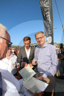 PEOPLE - Günther Jauch tauft das Partyschiff von "Millionär" Leon Windscheid