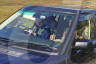 PEOPLE - Queen Elizabeth chauffiert Kate durchs Hochmoor von Balmoral