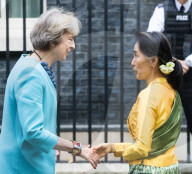 NEWS - Theresa May empfängt Aung San Suu Kyi an der Downing Street