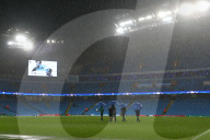 NEWS - Mega-Regen in Manchester: Fussballspiel musste abgesagt werden