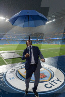 NEWS - Mega-Regen in Manchester: Fussballspiel musste abgesagt werden