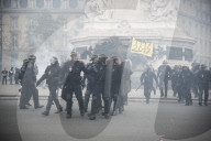 NEWS - Paris: Gewaltsame Proteste gegen Arbeitsrechts-Reform