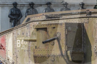NEWS - London: Panzer auf dem Trafalgar Square zur Erinnerung an die Schlacht von Somme