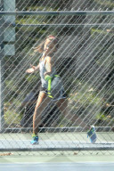 PEOPLE - Jessica Alba begleitet ihre Kinder zum Tennis