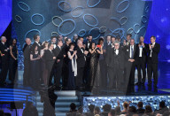 PEOPLE - Emmy Awards - Die Show