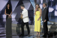 PEOPLE - Emmys 2016: Jimmy Kimmel macht einen Witz über 'Downton Abbey' star Dame Maggie Smith