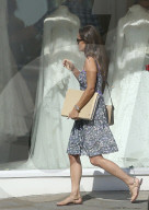 EXKLUSIV - Pippa Middleton auf dem Weg mit ihrem Fahrrad