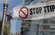 NEWS - Freihandelsgegener auf der Strasse: Gegner von CETA und TIPP demonstrieren in Brüssel