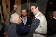 PEOPLE - Cohen, DiCaprio, Lewis und Co. bei Martin Scorsese Friard Club Icon Award