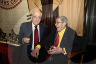 PEOPLE - Cohen, DiCaprio, Lewis und Co. bei Martin Scorsese Friard Club Icon Award