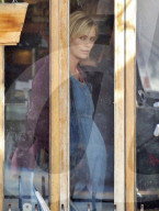 PEOPLE - Charlize Theron auf dem Set zu "Tully" in Vancouver