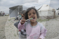 NEWS - Alltag im UNHCR FlÃ¼chtlingscamp Diavata in Nordgriechenland