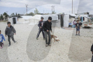 NEWS - Alltag im UNHCR FlÃ¼chtlingscamp Diavata in Nordgriechenland