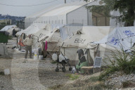 NEWS - Alltag im UNHCR FlÃ¼chtlingscamp Diavata in Nordgriechenland