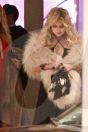 PEOPLE - Sexy: Kate Hudson auf dem Weg zu Nicole Richies Geburtstagsparty