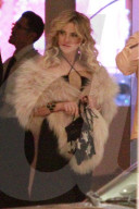 PEOPLE - Sexy: Kate Hudson auf dem Weg zu Nicole Richies Geburtstagsparty