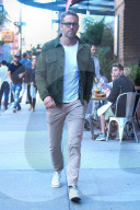 PEOPLE - Ryan Reynolds im Casual Look in Tribeca unterwegs