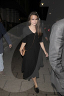 PEOPLE - Lady in Black: Keira Knightley in London unterwegs